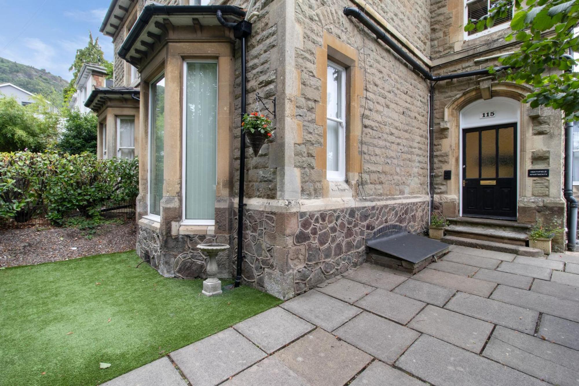 Elegant Malvhina Retreat On The Malvern Hills Great Malvern Esterno foto